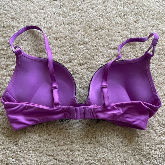 Pink Victoria's Secret Bombshell Bra 32B - Picture 2 of 6